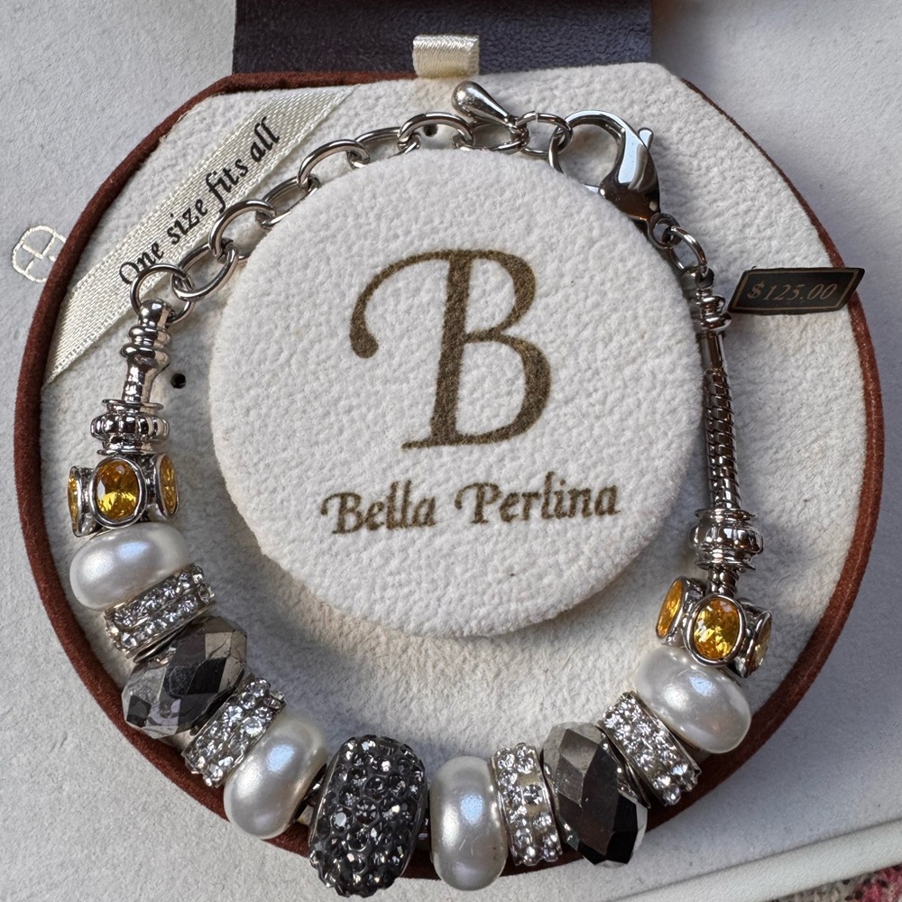 Bella Perlina Silver and Black Bracelet